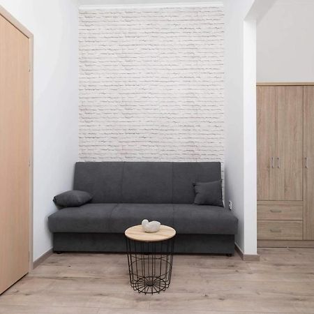 Giorgos' House Gialova Apartment Exterior photo